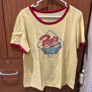 Riverdale Pop’s Chock’Lit Shoppe Tee (XL)